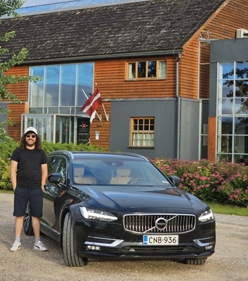 Volvo V90 SPA-alustalla